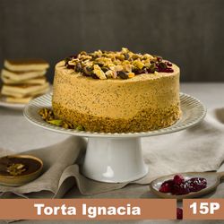 Torta Bizcocho con Amapolas, Manjar, Salsa Frambuesa y Frutos Secos 15 Porciones