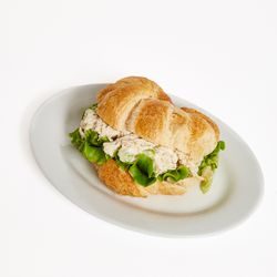Sándwich Roasted Chicken Croissant 1 un.