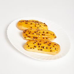 Eclair Jumbo Mango y Maracuyá 3 un.