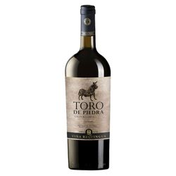 Vino Toro de Piedra Gran Reserva Carmenere Magnum 1.5 L